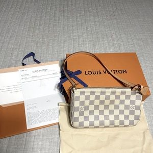 Louis Vuitton Pochette Accessories Damier Azur